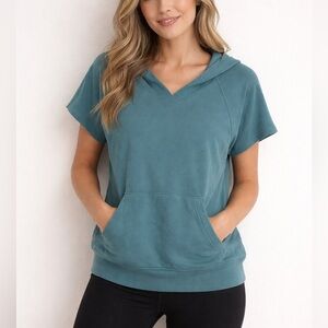 MWT UNIVERSAL THREADS WOMENS SMALL S TEAL COLOR PULL OVER TOP​​​​​​​